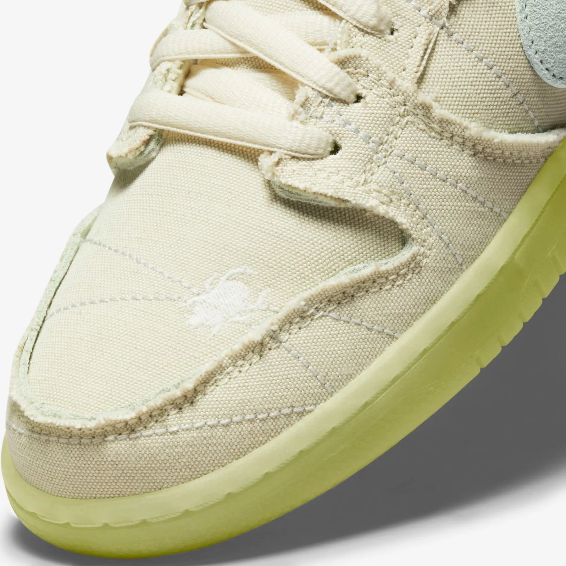 TÊNIS NIKE SB DUNK LOW "RESTOCK"