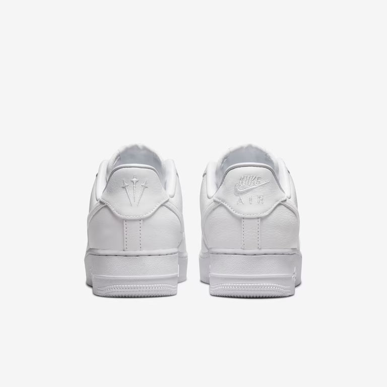 TÊNIS NIKE AIR FORCE 1 NOCTA