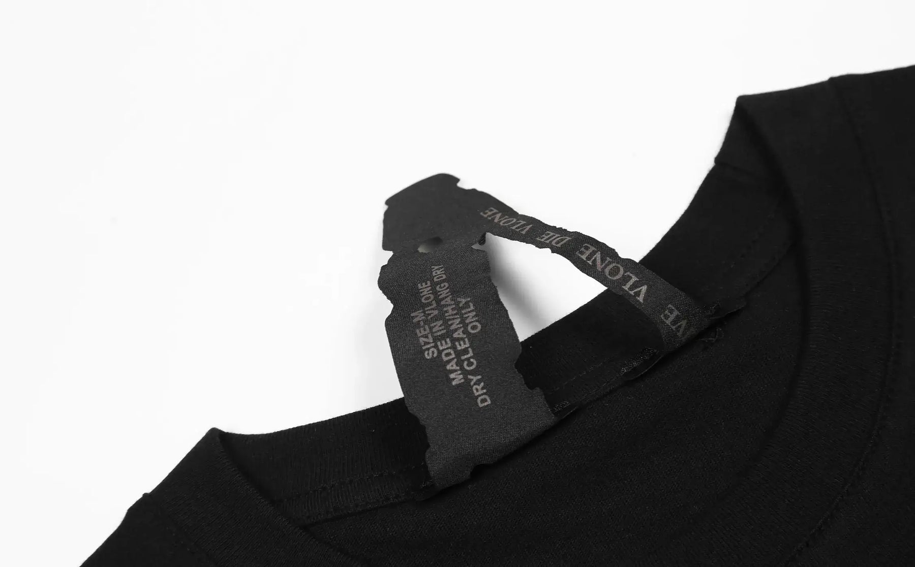 CAMISETA VLONE X TRAVIS SCOTT "GOOD INTENTIONS"