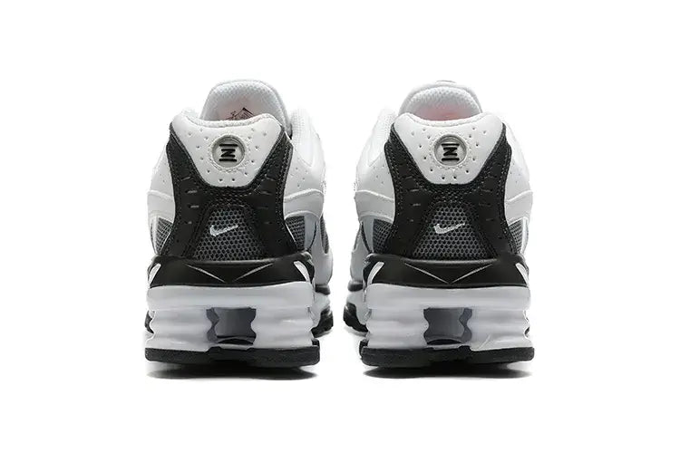 TÊNIS NIKE SHOX RIDE 2 X SUPREME