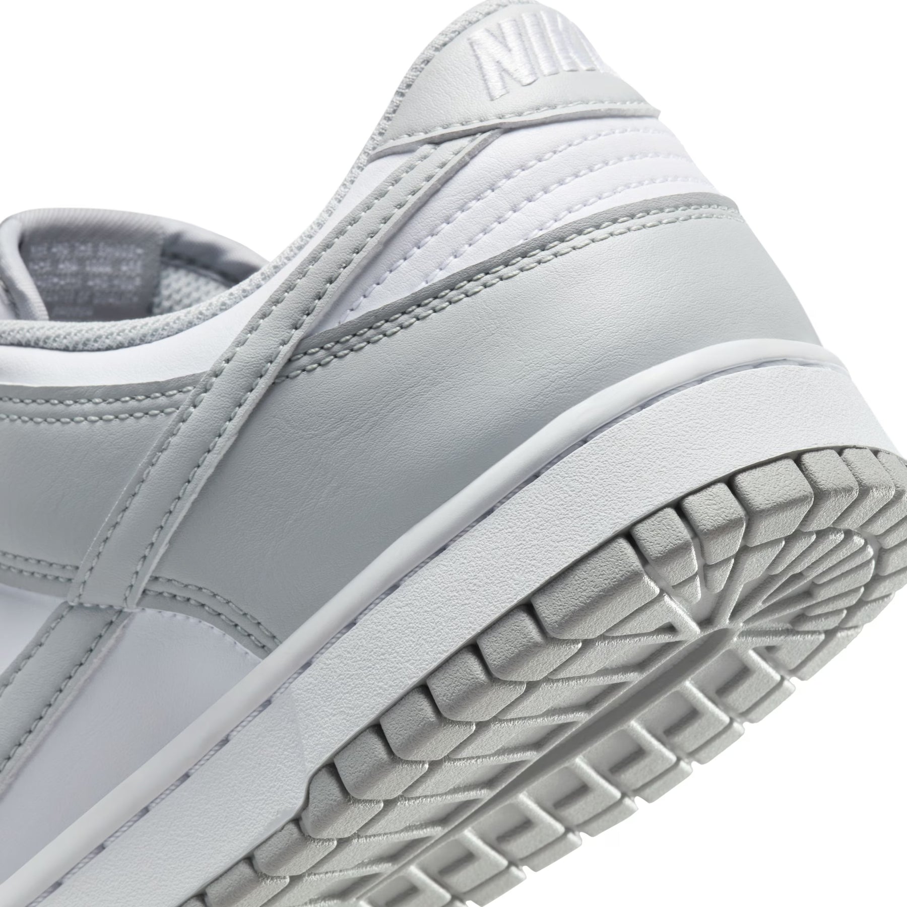 TÊNIS NIKE DUNK GREY