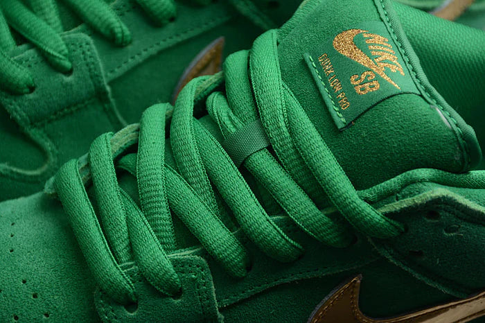 TÊNIS NIKE DUNK LOW SB "ST PATRICK'S DAY"