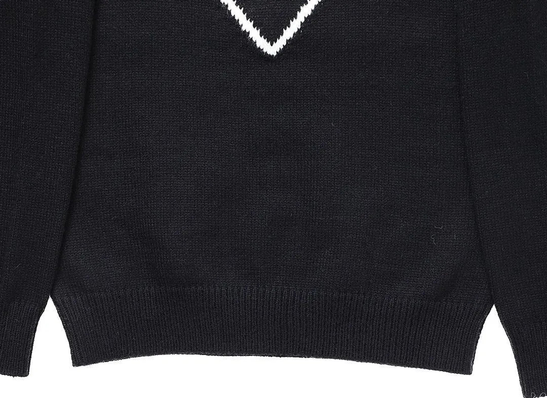 SUÉTER PRADA TRIANGLE BLACK