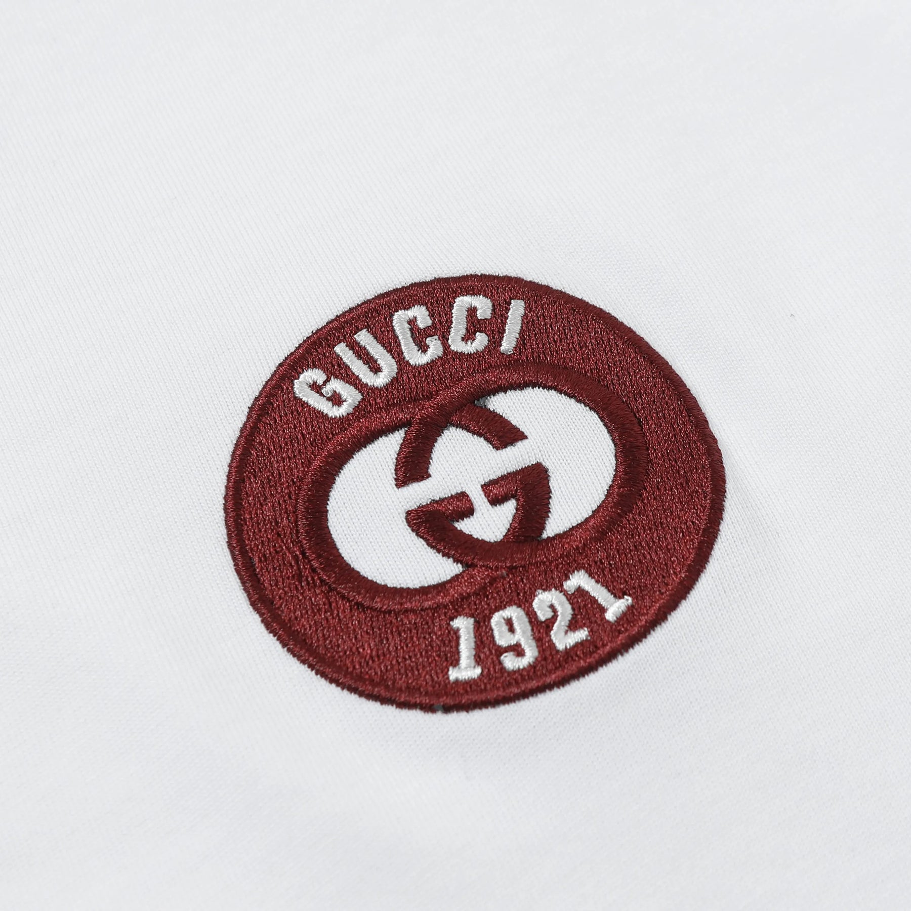CAMISETA GUCCI VINTAGE PATCH WHITE