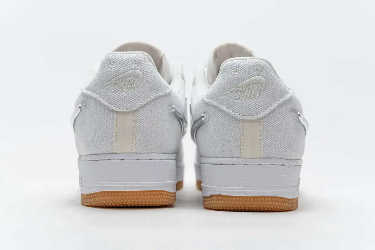 TÊNIS NIKE AIR FORCE 1 X TRAVIS SCOTT WHITE