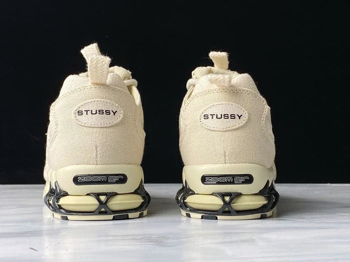 TÊNIS NIKE X STUSSY - AIR ZOOM SPIRIDON CAGED FOSSIL