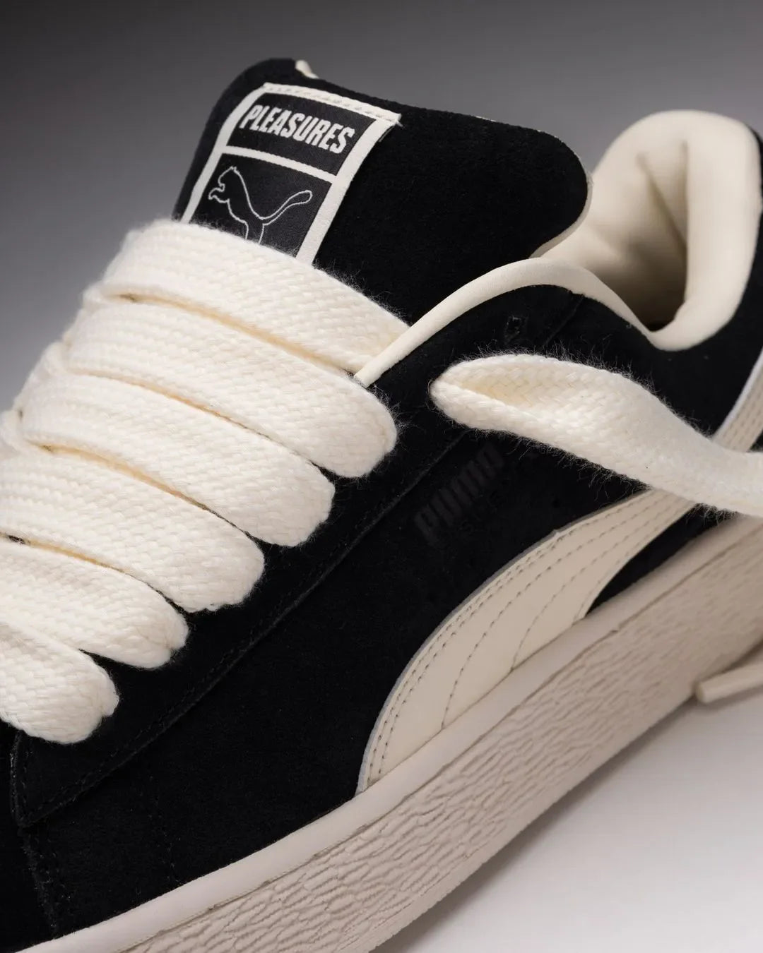 TÊNIS PUMA SUEDE XL "PLEASURES"