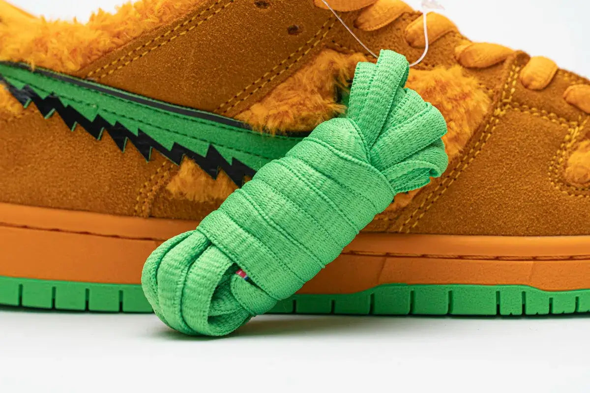 TÊNIS NIKE DUNK SB ORANGE BEAR