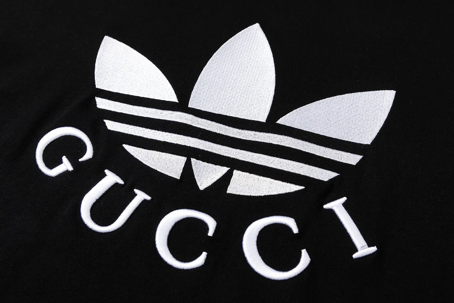 CAMISA ADIDAS X GUCCI "LOGO BOX"
