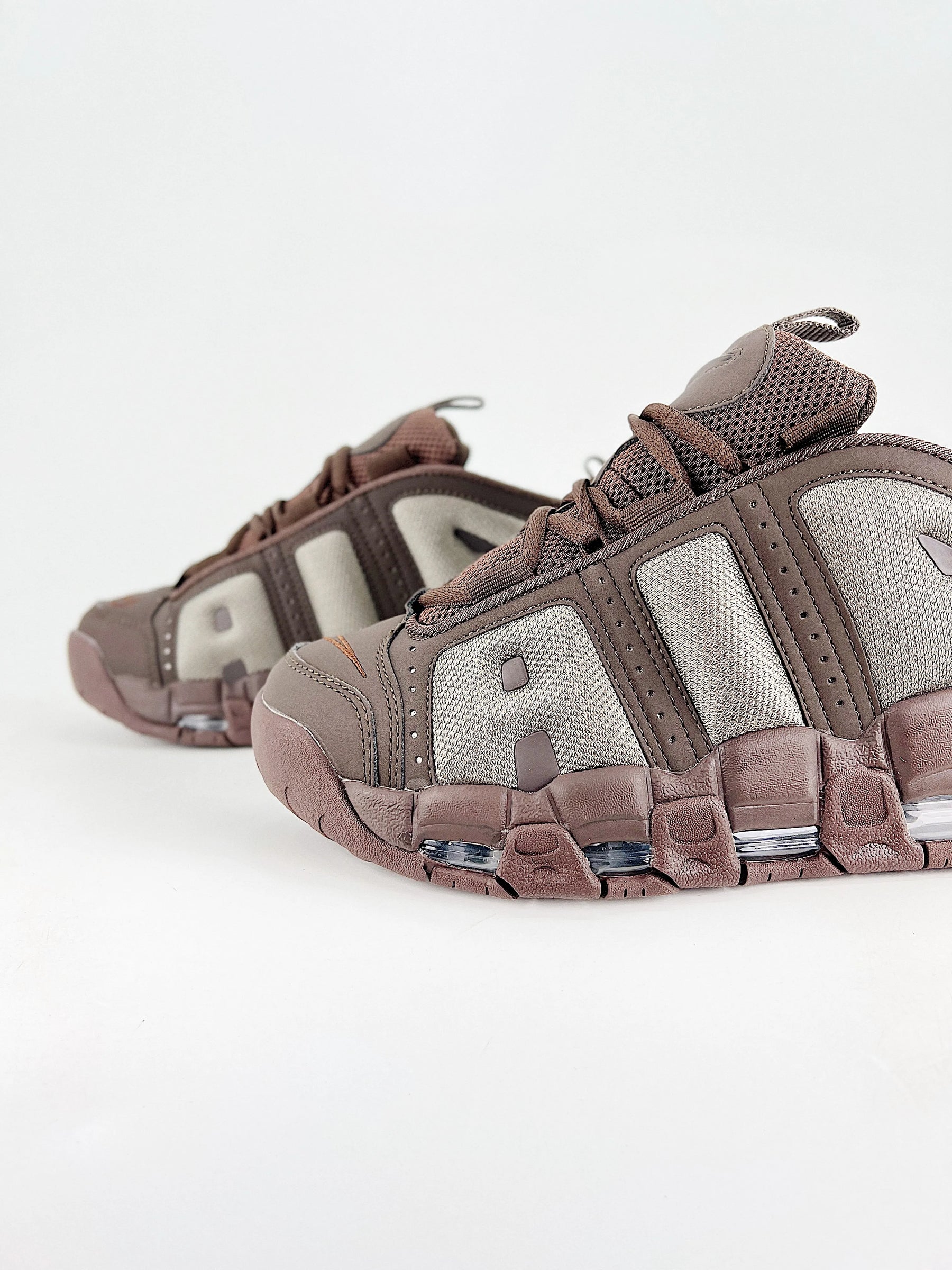 TÊNIS NIKE AIR MORE UPTEMPO "BROWN"