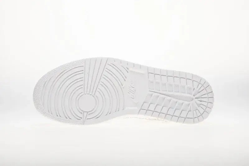 TÊNIS NIKE AIR JORDAN 1 X OFF WHITE