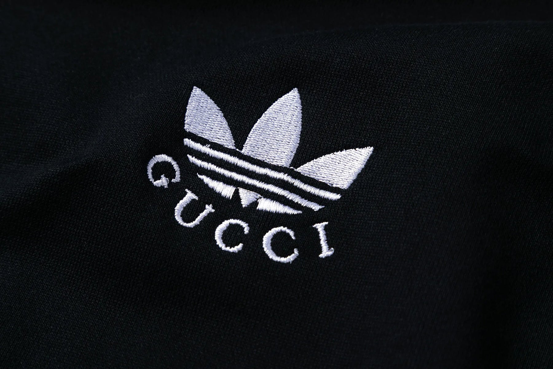 BLUSA ADIDAS X GUCCI "SIMPLE"