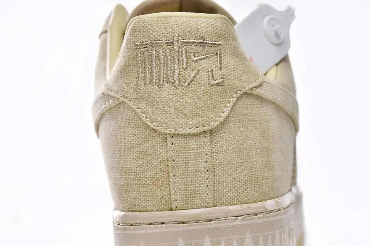 TÊNIS NIKE AIR FORCE 1 "NAI-KE"