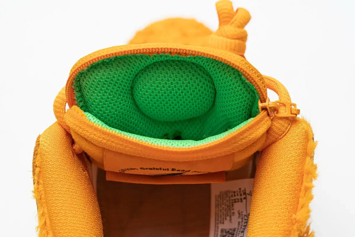 TÊNIS NIKE DUNK SB ORANGE BEAR