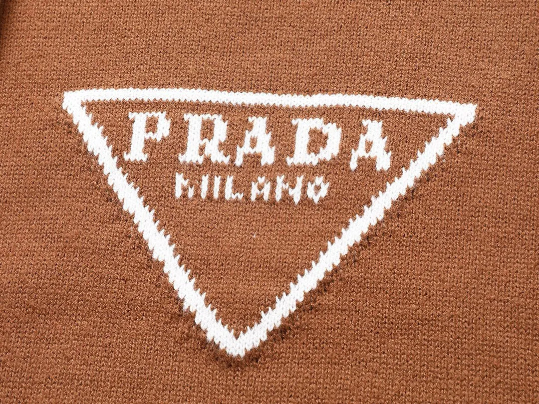 SUÉTER PRADA TRIANGLE BLACK