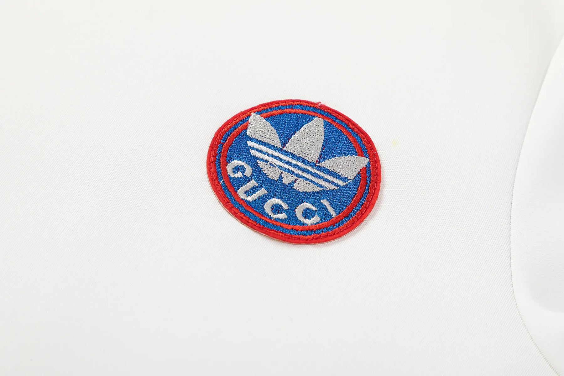 JAQUETA ADIDAS X GUCCI "THREE STRIPES"