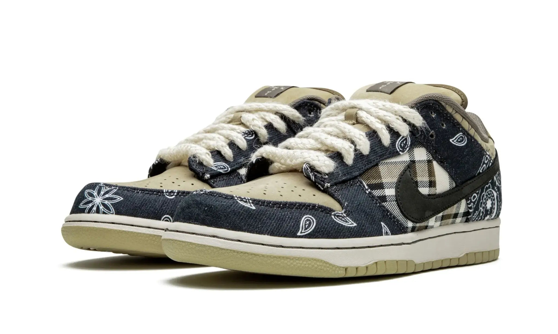 TÊNIS COLAB CACTUS JACK X NIKE "TRAVIS SCOTT"