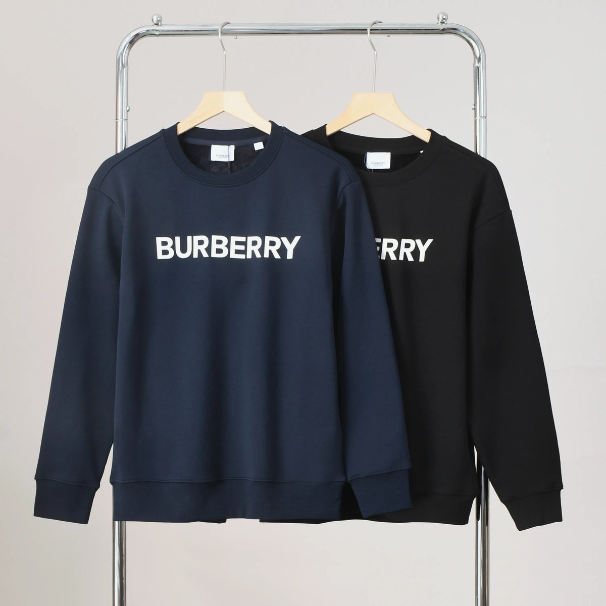 MOLETOM BURBERRY LOGO NAVY