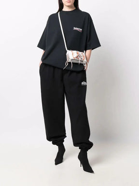 CAMISETA OVERSIZED COM LOGO BALENCIAGA