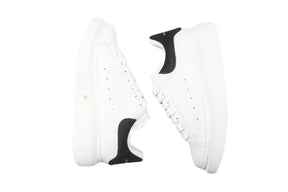 TÊNIS ALEXANDER MCQUEEN OVERSIZED IVORY “BLACK”