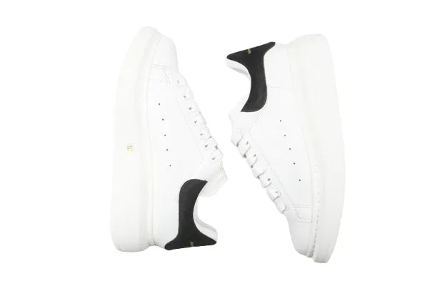 TÊNIS ALEXANDER MCQUEEN OVERSIZED IVORY “BLACK”