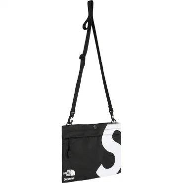 MOCHILA BAG COLAB THE NORTH FACE X SUPREME