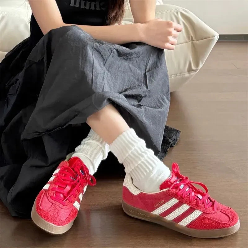 TÊNIS ADIDAS GAZELLE INDOOR RED
