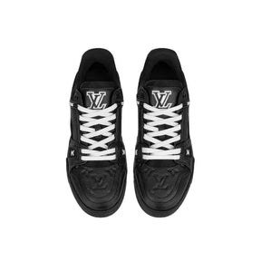 TÊNIS LOUIS VUITTON TRAINER LOW MONOGRAM “BLACK”
