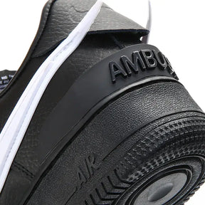TÊNIS NIKE AIR FORCE 1 X AMBUSH