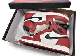TÊNIS NIKE AIR JORDAN 1 RETRÔ CHICAGO