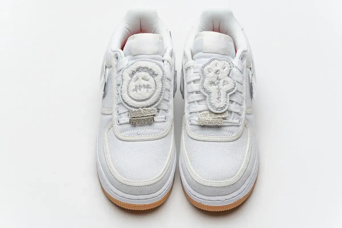 TÊNIS NIKE AIR FORCE 1 X TRAVIS SCOTT WHITE