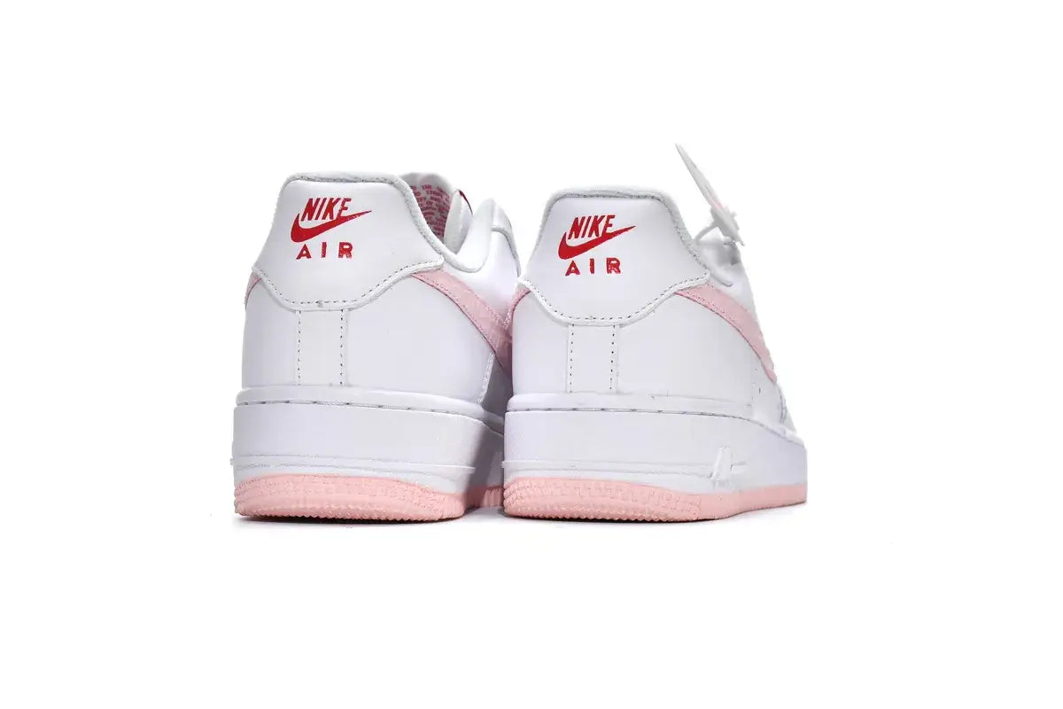 TÊNIS NIKE AIR FORCE 1 "VALENTINE'S DAY"