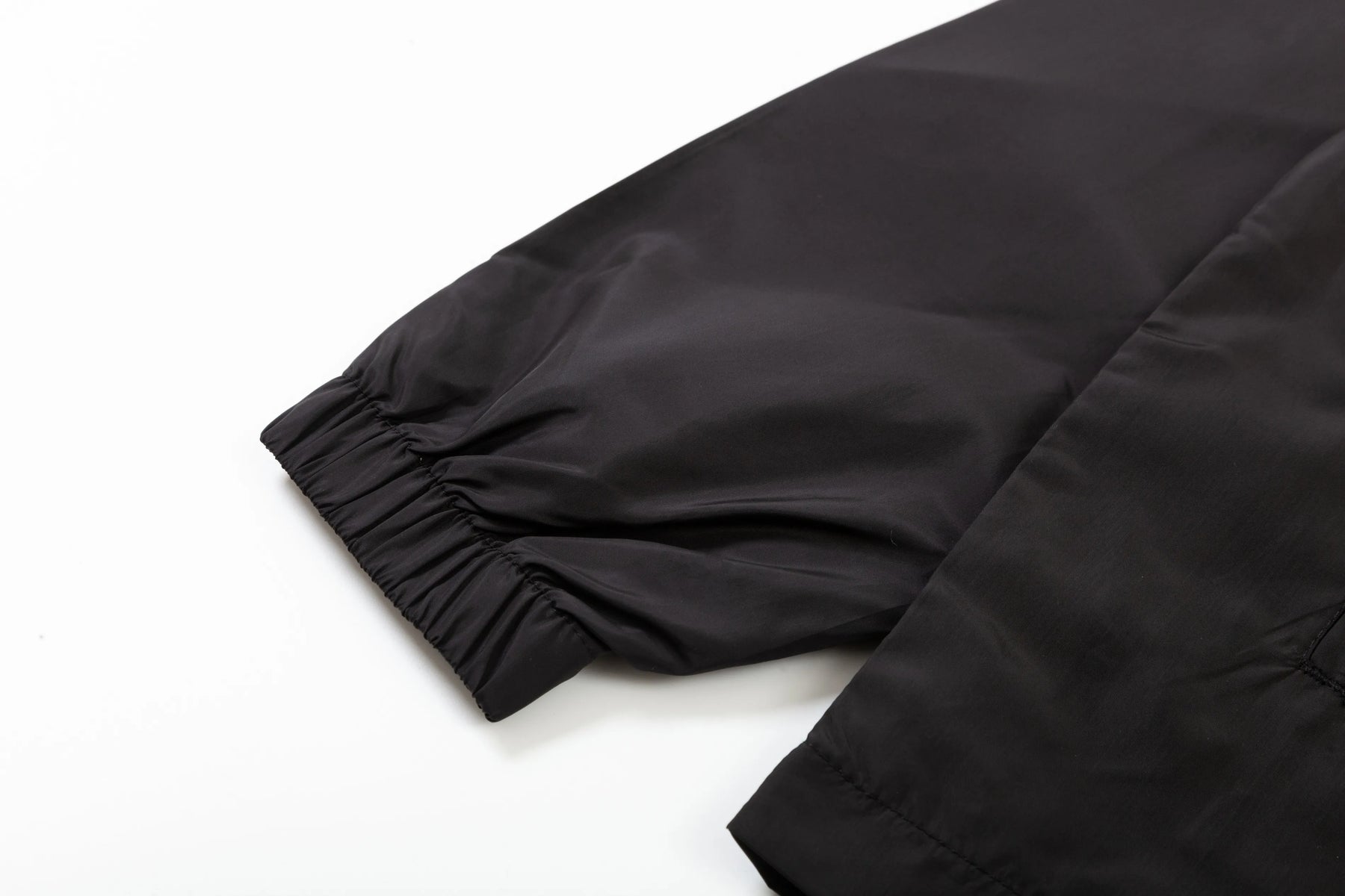 JAQUETA ADIDAS BLACK WITH HOOD SPORTSWEAR