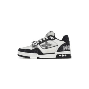 TÊNIS LOUIS VUITTON TRAINER “BLACK/WHITE MESH”