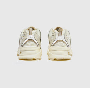 TÊNIS NEW BALANCE 530 BEIGE ANGORA