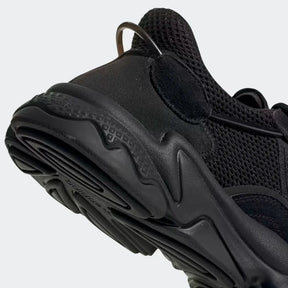 TÊNIS ADIDAS OZWEEGO BLACK