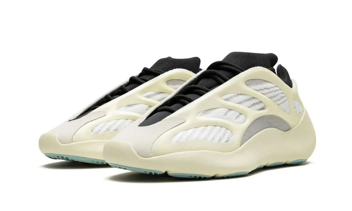 TÊNIS ADIDAS YEEZY 700 V3