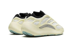 TÊNIS ADIDAS YEEZY 700 V3