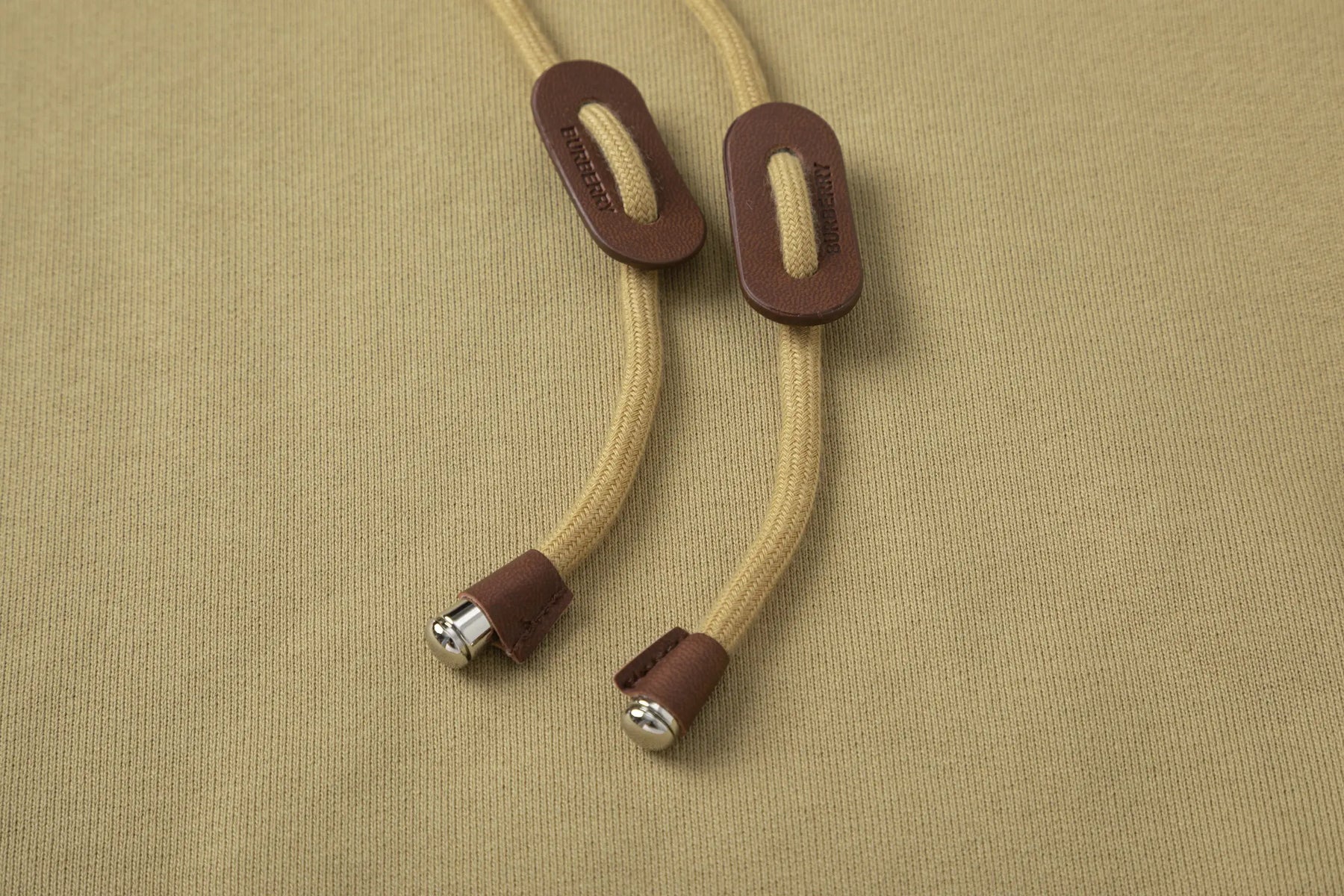 MOLETOM BURBERRY BROWN BASIC