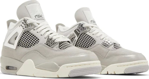 TÊNIS NIKE AIR JORDAN 4 RETRÔ 'FROZEN MOMENTS'