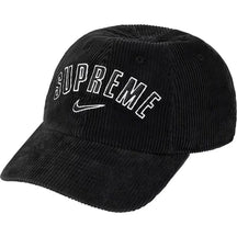 BONÉ COLAB SUPREME X NIKE